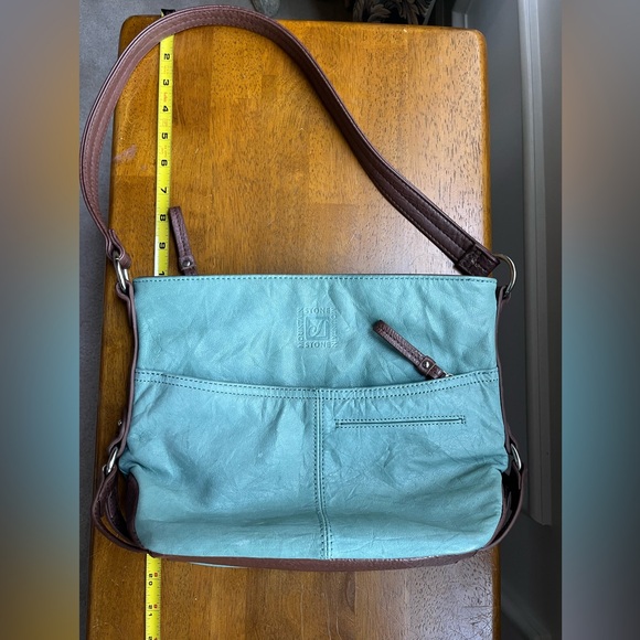 Stone Mountain Long Beach Bucket- preowned but in excellent condition-like new! - Picture 2 of 10